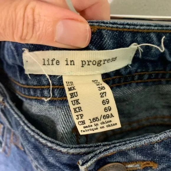 Life in progress distressed Capri size 27 - Picture 5 of 9